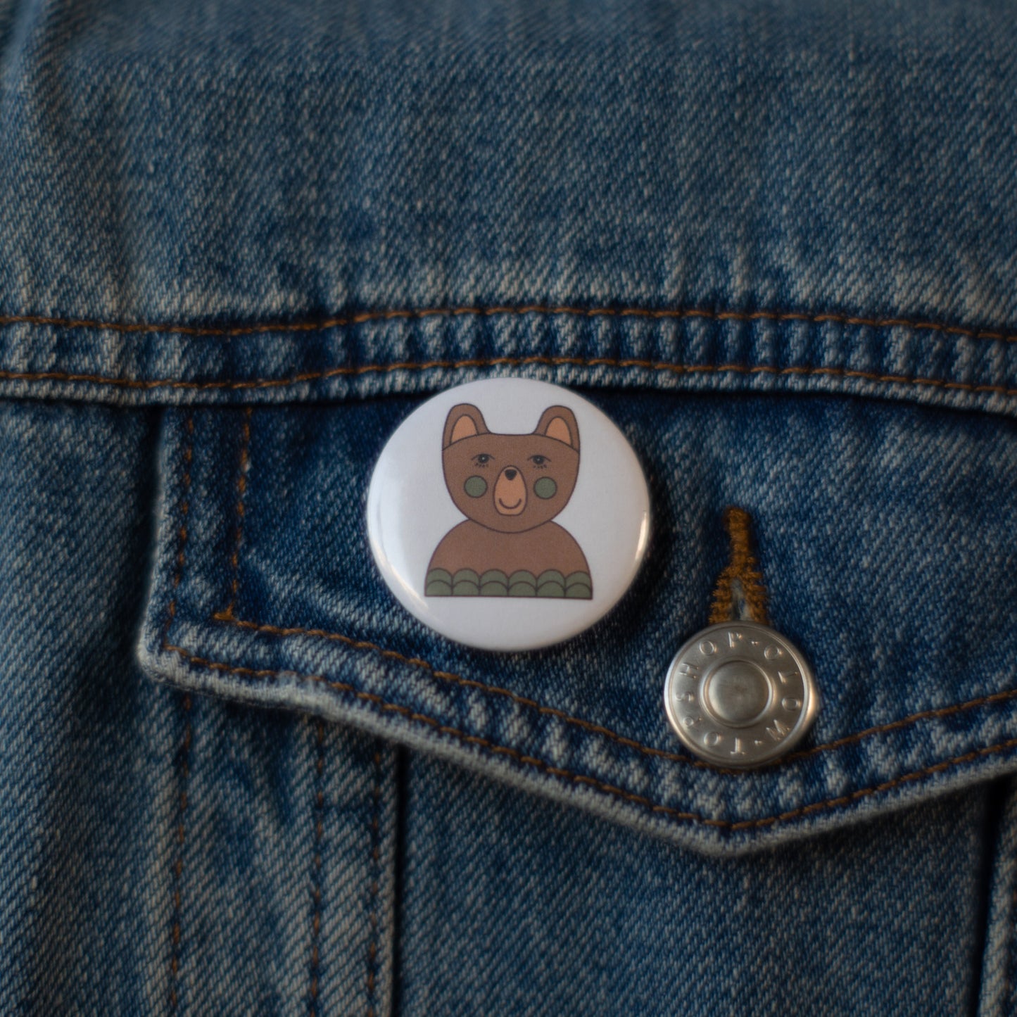 Magnet/Badge | Green Cheek Bear
